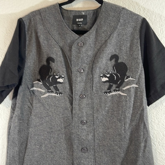 HUF Worldwide Baseball Jersey Size Medium Mens Gray Wool Blend Black Panther - Picture 2 of 9